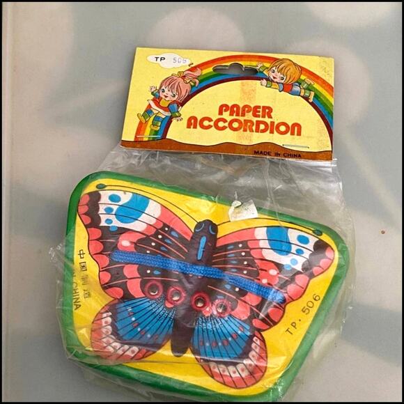 Vintage Kitschy - Dollar Store Paper Accordion with Rainbow Brite Design - Picture 2 of 3